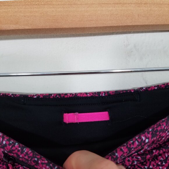 Lululemon Low Rise Speed Up Shorts Size 4 - Picture 4 of 5